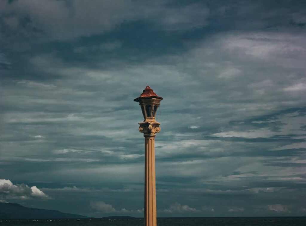 negro sorprendido meme